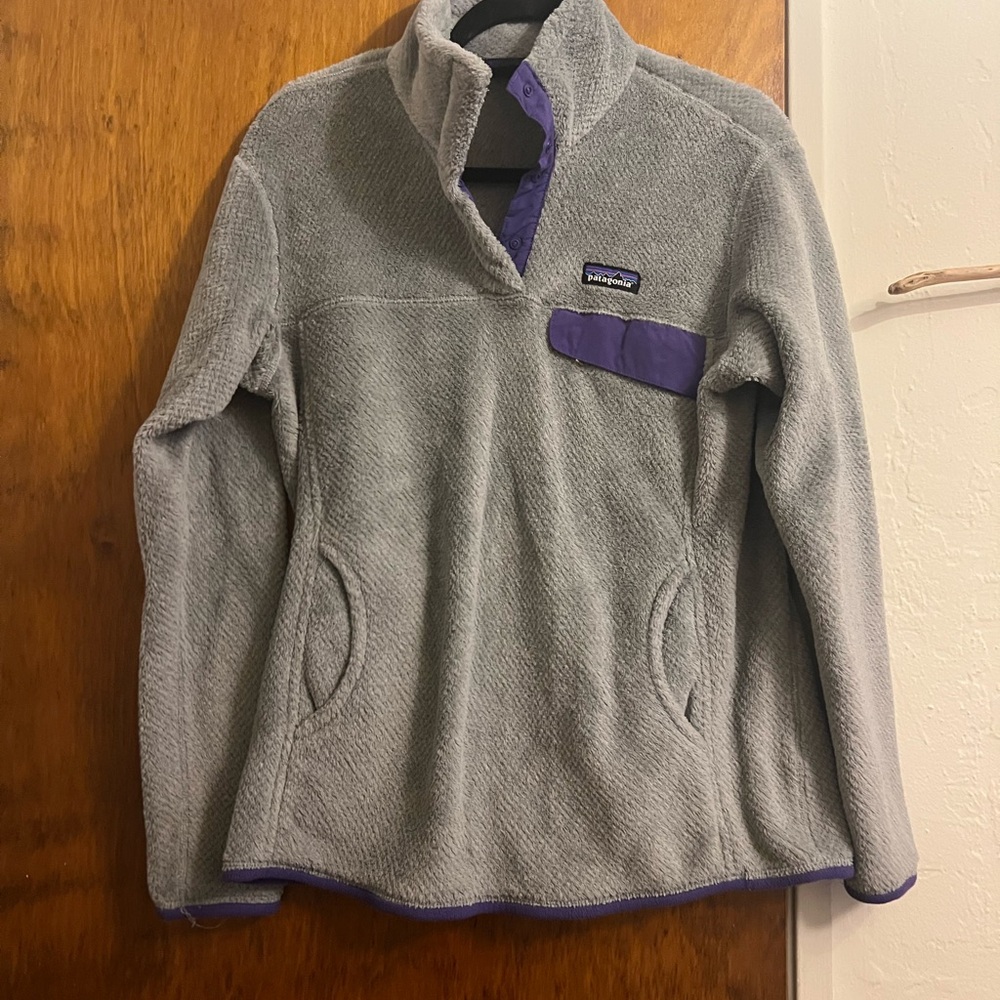 Patagonia Gray and Purple Fleece Pullover Sz. L
